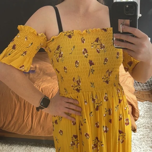 Dress - Picture 2 of 5